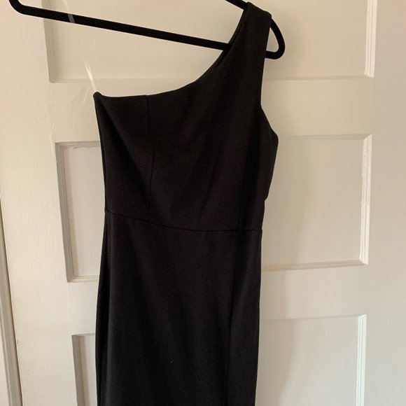 one shoulder lbd